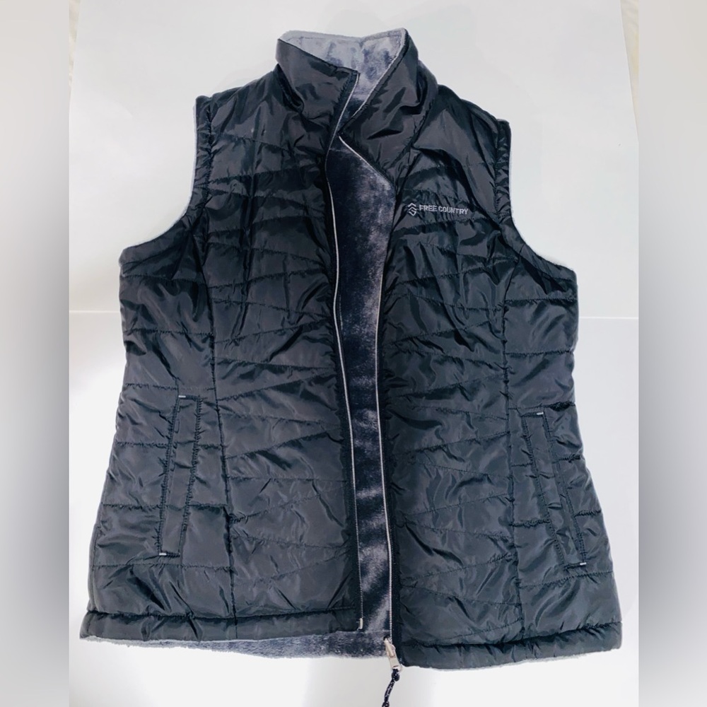 Free Country Highland Cloud lite Reversible Vest women’s Size M Black Gray